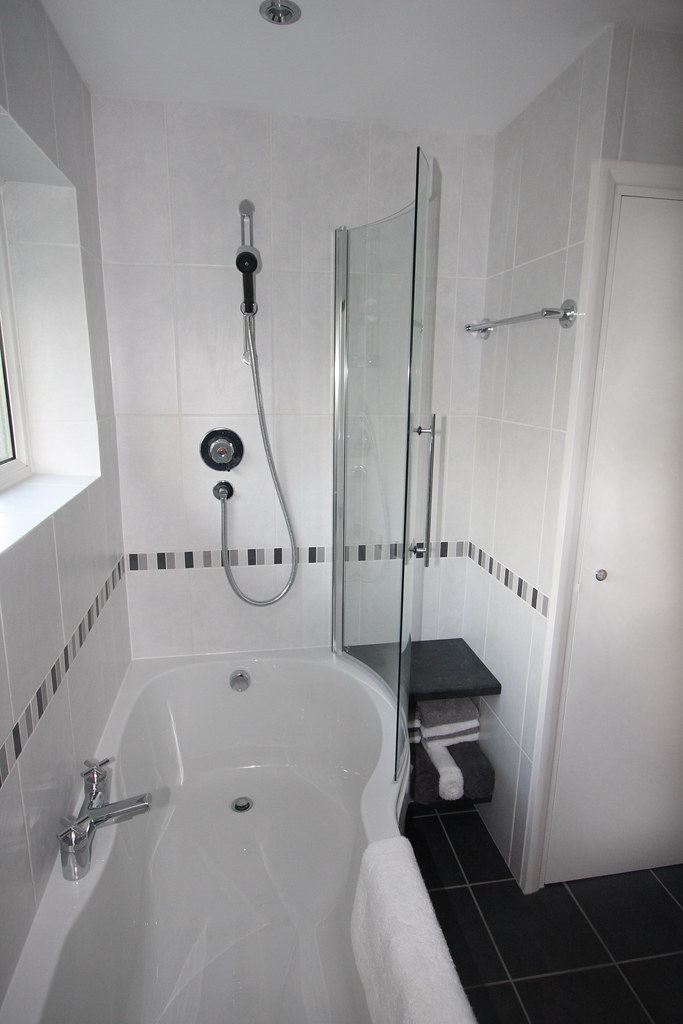 JTP Grosvenor White Lever Basin Taps