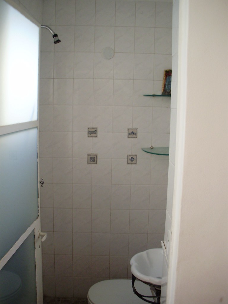 Euroshowers Black Thermo Shower System 75020